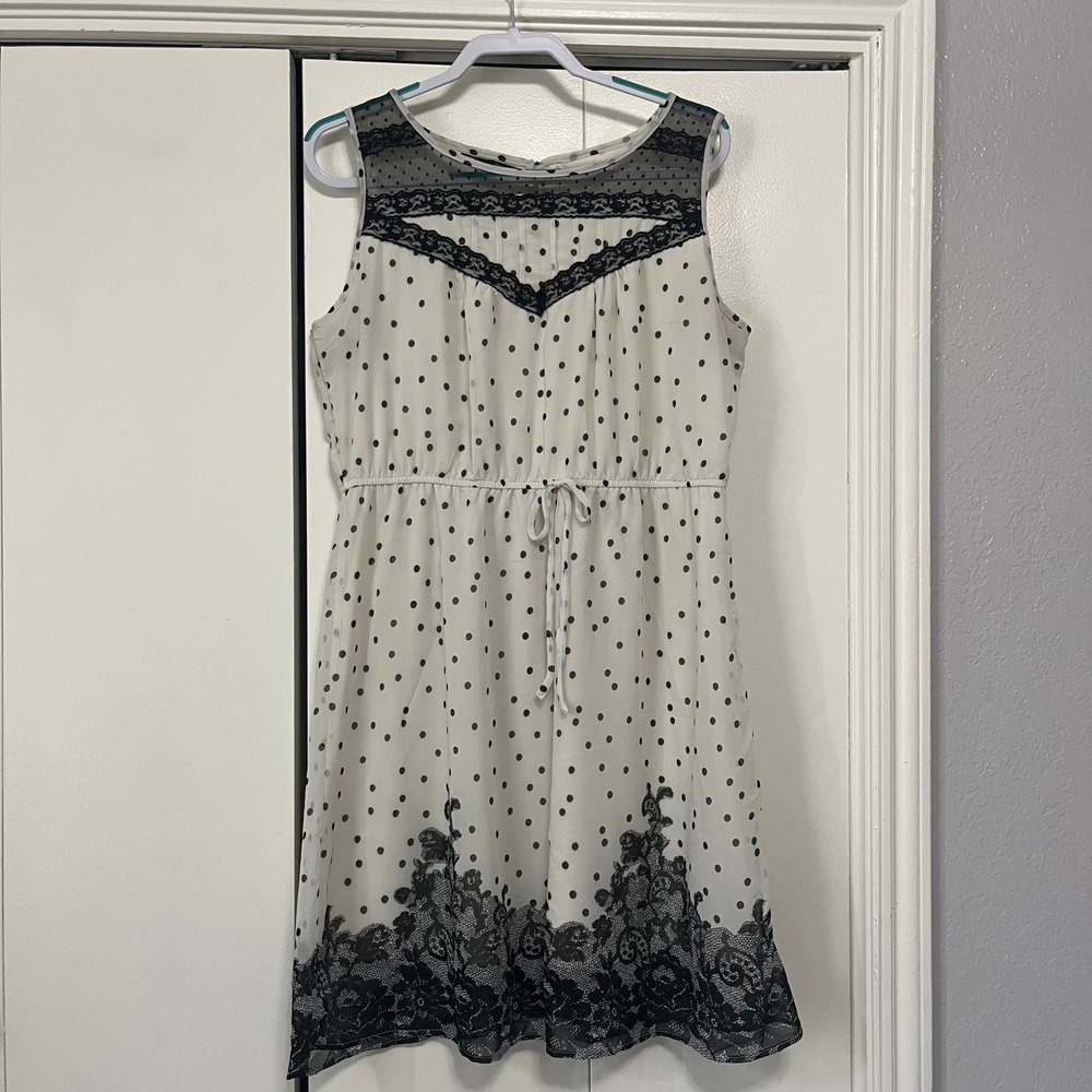 Maurices Womens XL Polka Dot Sleeveless Dress Lace Trim Mesh Yoke White Black